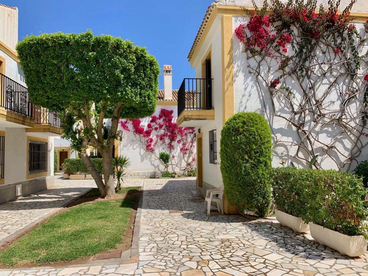 Eonia Marinas-Duplex Con Porche En Primera Linea! Vera Kültér fotó